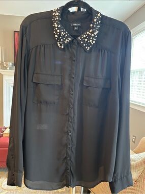 torrid Black Pearl-Embellished Collar Sheer Button-Up Blouse Like New